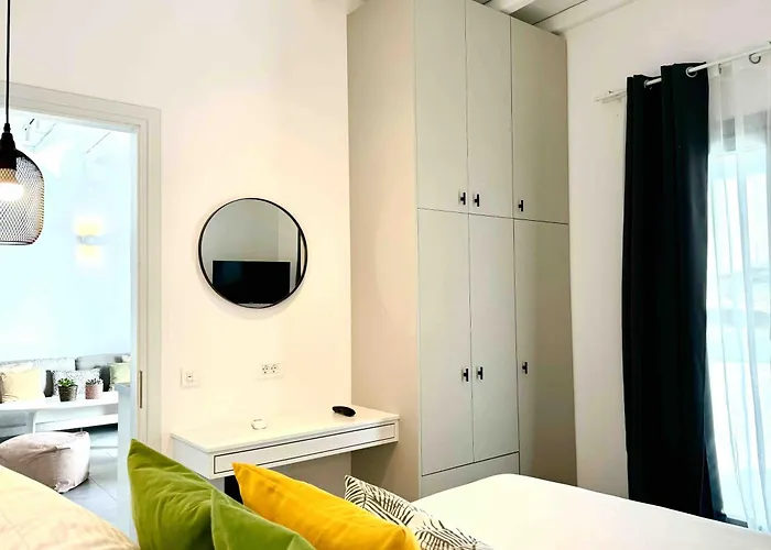 Apartament Almond Place