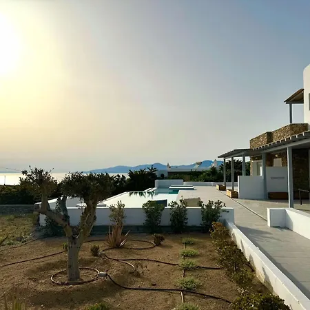 Almond Place 아파트