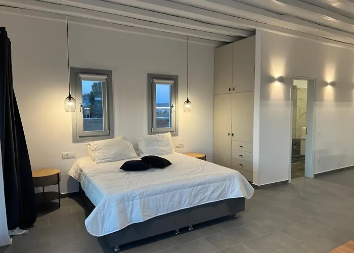 Almond Place * Mykonos Town