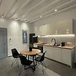 Almond Place Daire *