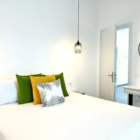 Almond Place Daire Mykonos Town
